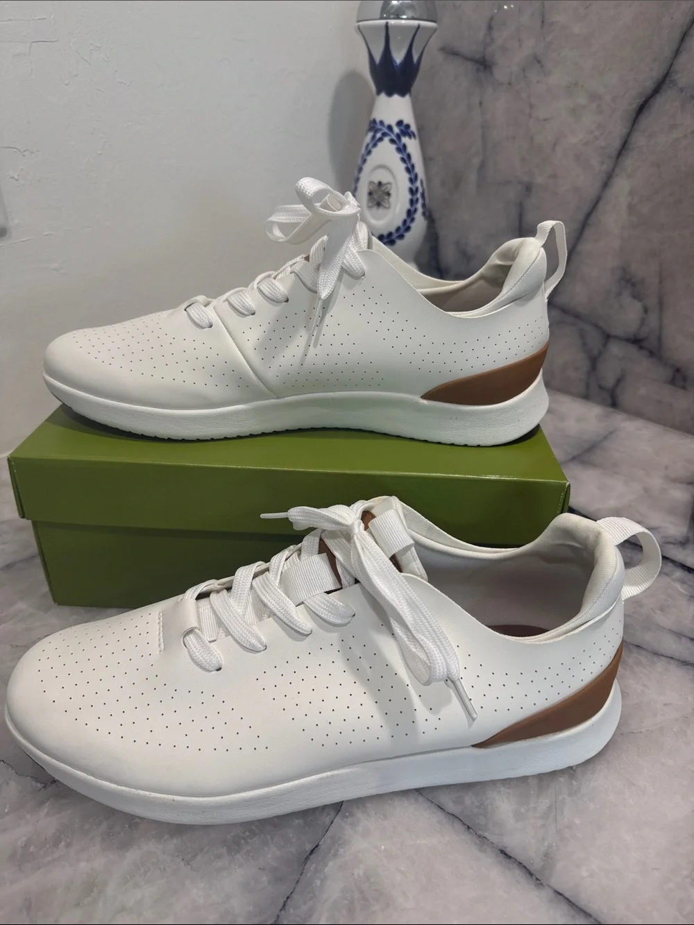Steve Madden new without